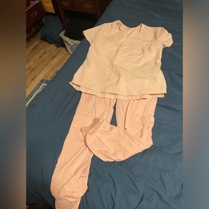 Jaanu set of blush pink scrubs. XSP pants. Small top